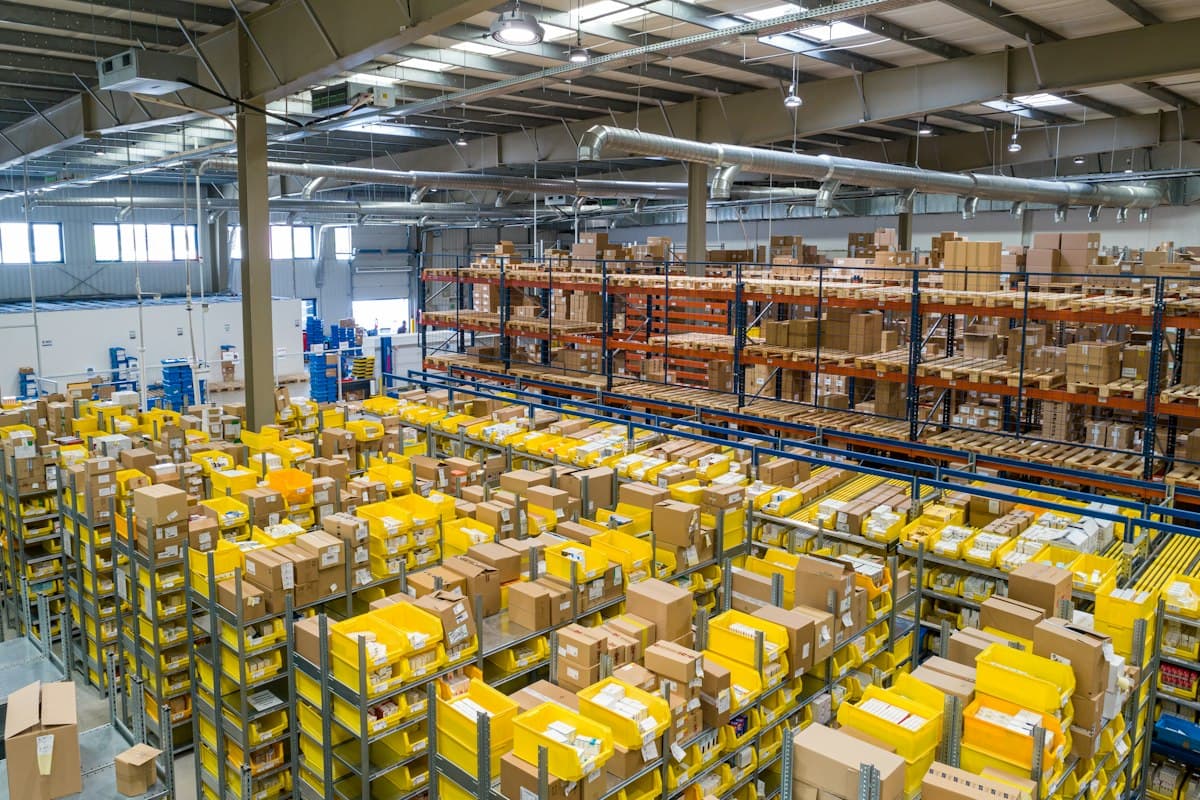Order fulfillment warehouse shelving